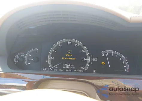 2012 Mercedes-Benz S 550 z USA, uszkodzony, nr VIN WDDNG7DB3CA466869